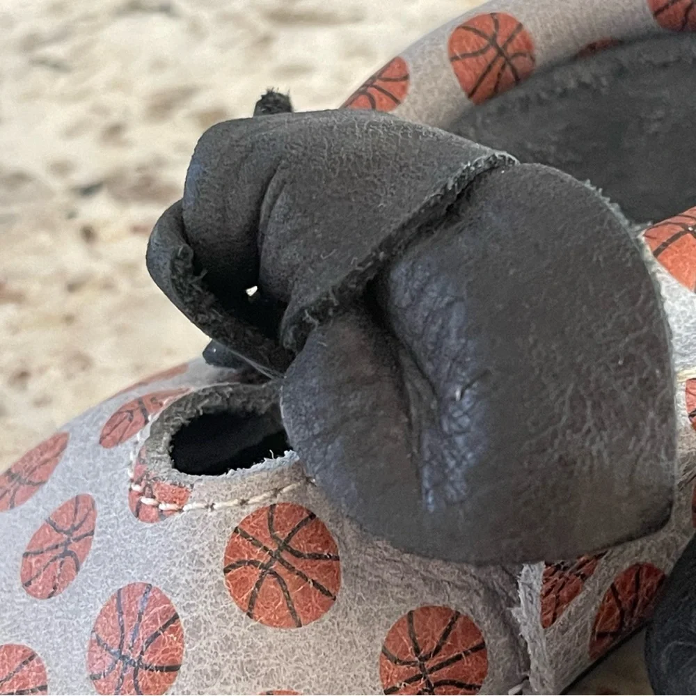 Freshly Picked Basketball Mocassins - Size 1 (US 2.5)